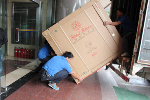 牟定钢琴贵重工艺品无忧运